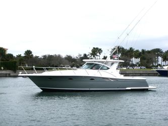 38' Tiara Yachts 2002